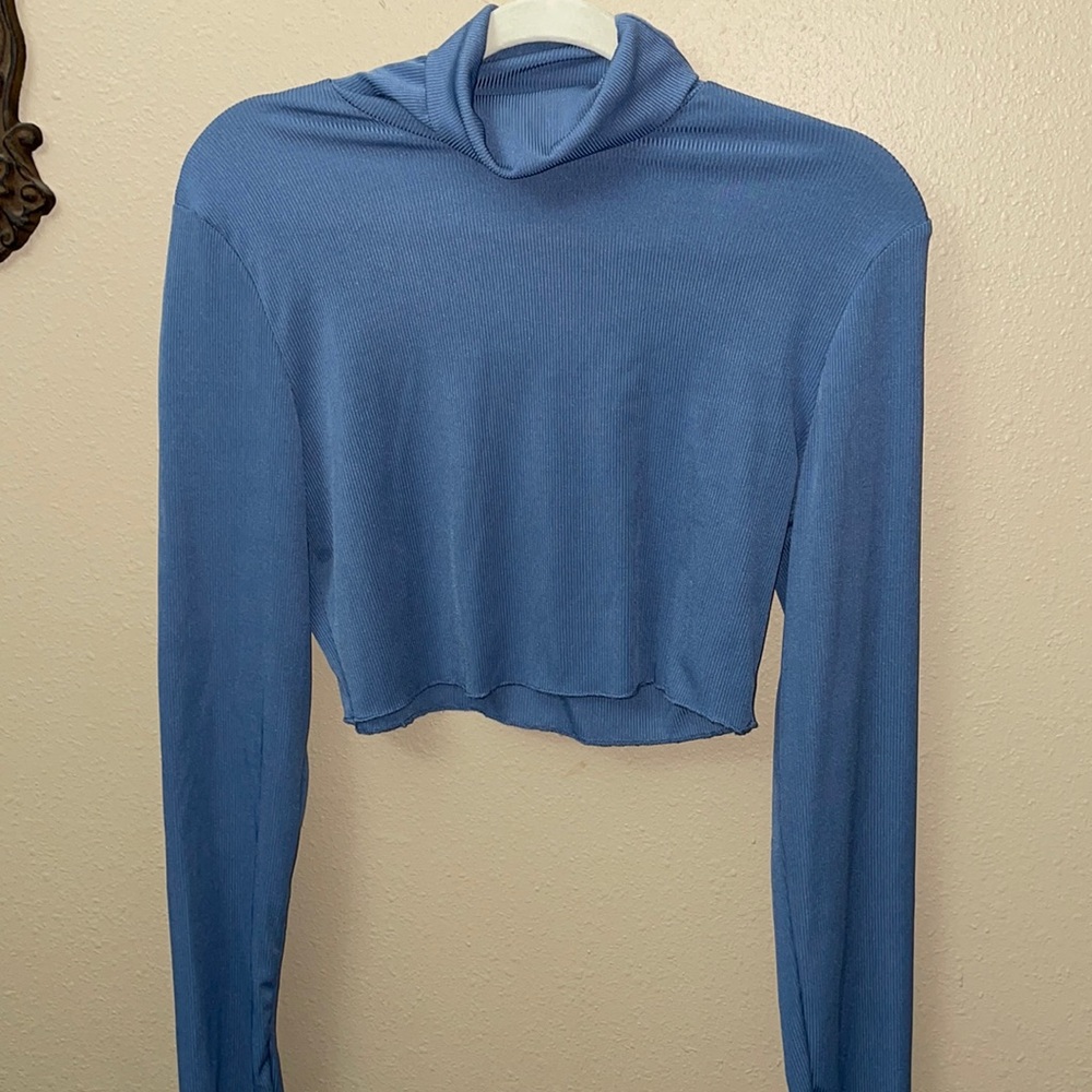 Juniors long sleeve, turtle neck blouse